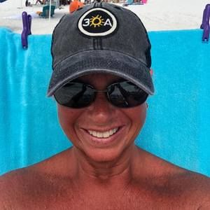 Meet your Posher, Debbie